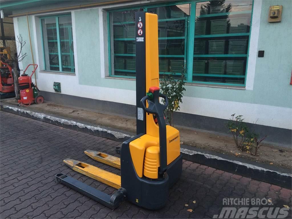 Jungheinrich EMC B10 SWIFT LEGS: FLEXI V-2759 Apiladores manuales