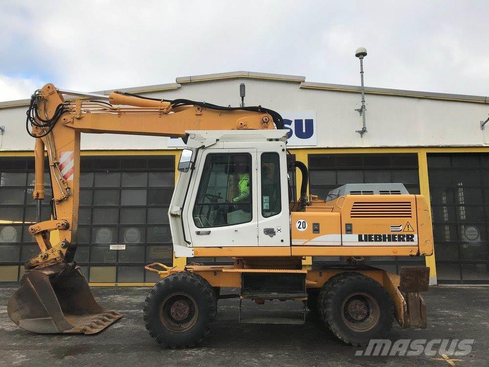 Liebherr A924 Excavadoras de ruedas