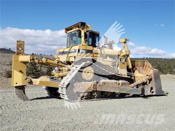 CAT D9R Buldozer sobre oruga