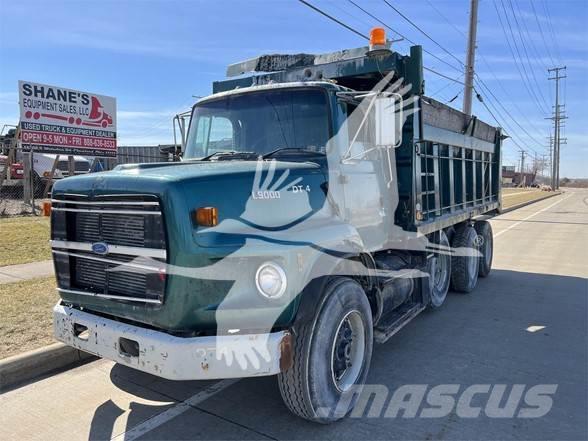 Ford L9000 Bañeras basculantes usadas