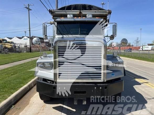 Freightliner FLD120 Otros