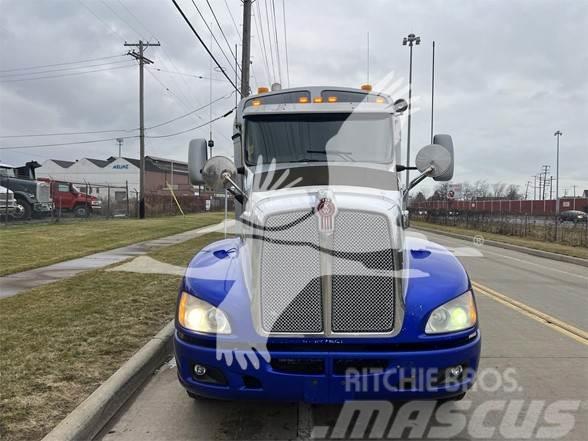 Kenworth T660 Camiones tractor