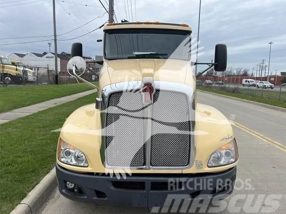 Kenworth T660 Camiones tractor