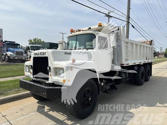 Mack RD685 Bañeras basculantes usadas