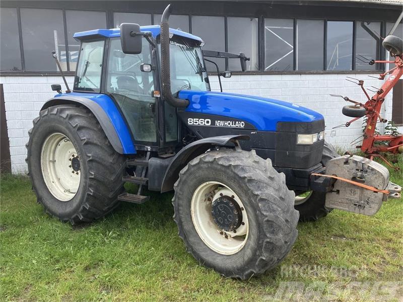 New Holland 8560 Tractores