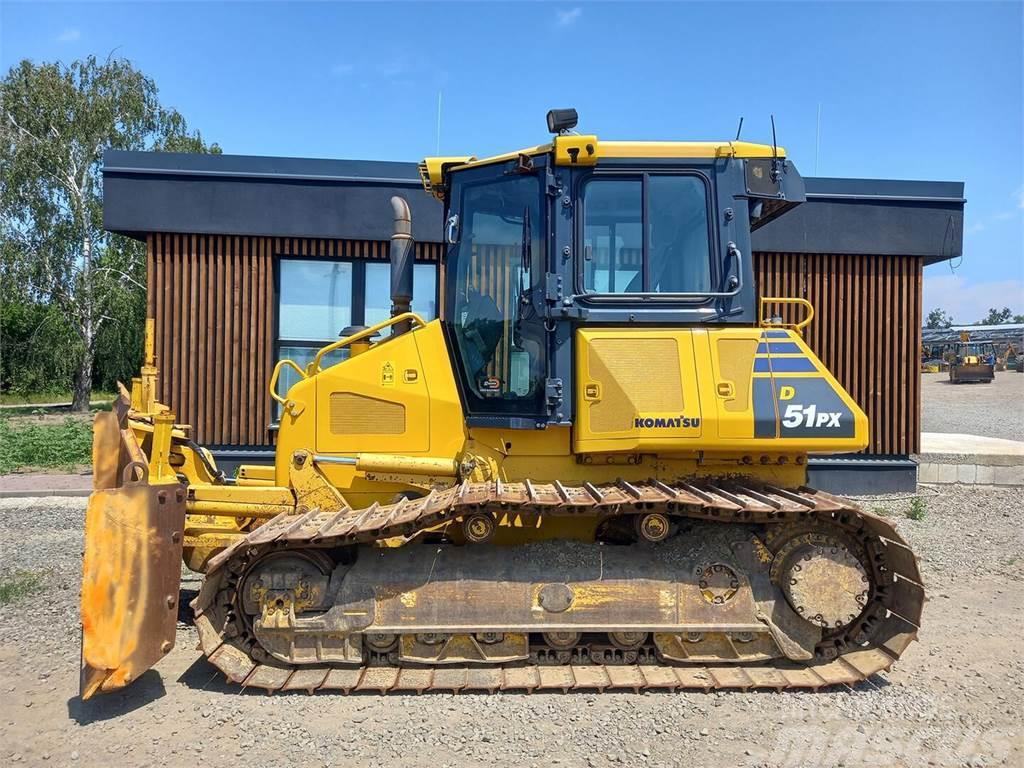 Komatsu D51PX Buldozer sobre oruga