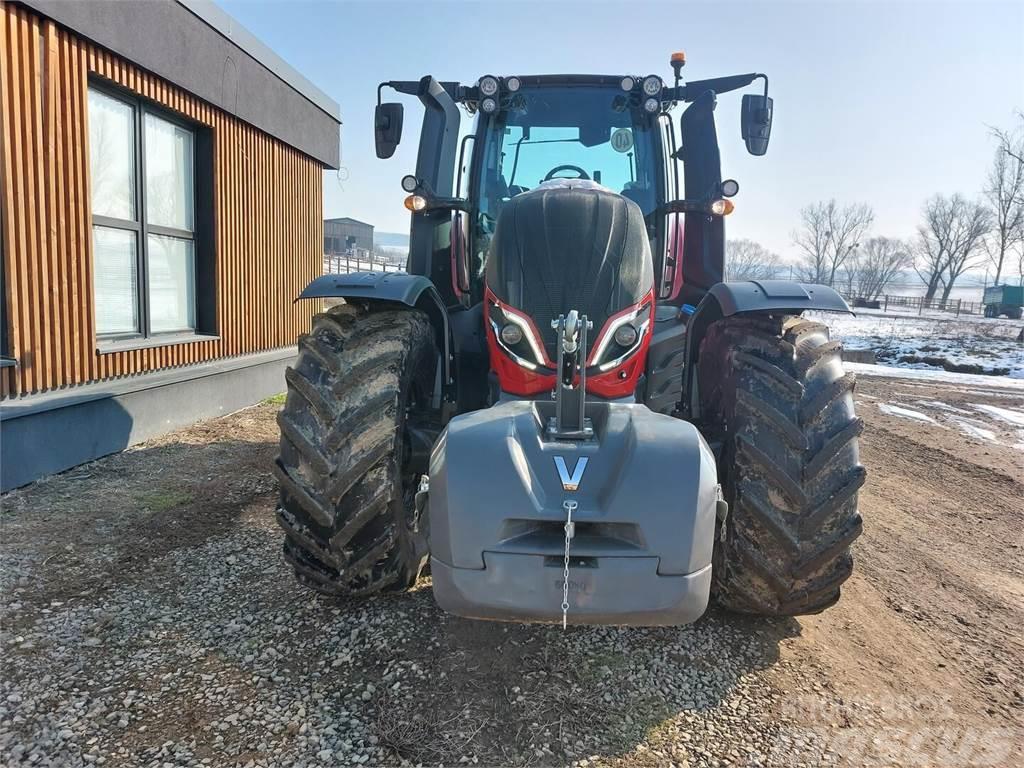 Valtra T Tractores