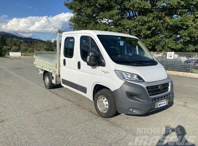 Fiat DUCATO Camiones de cama baja