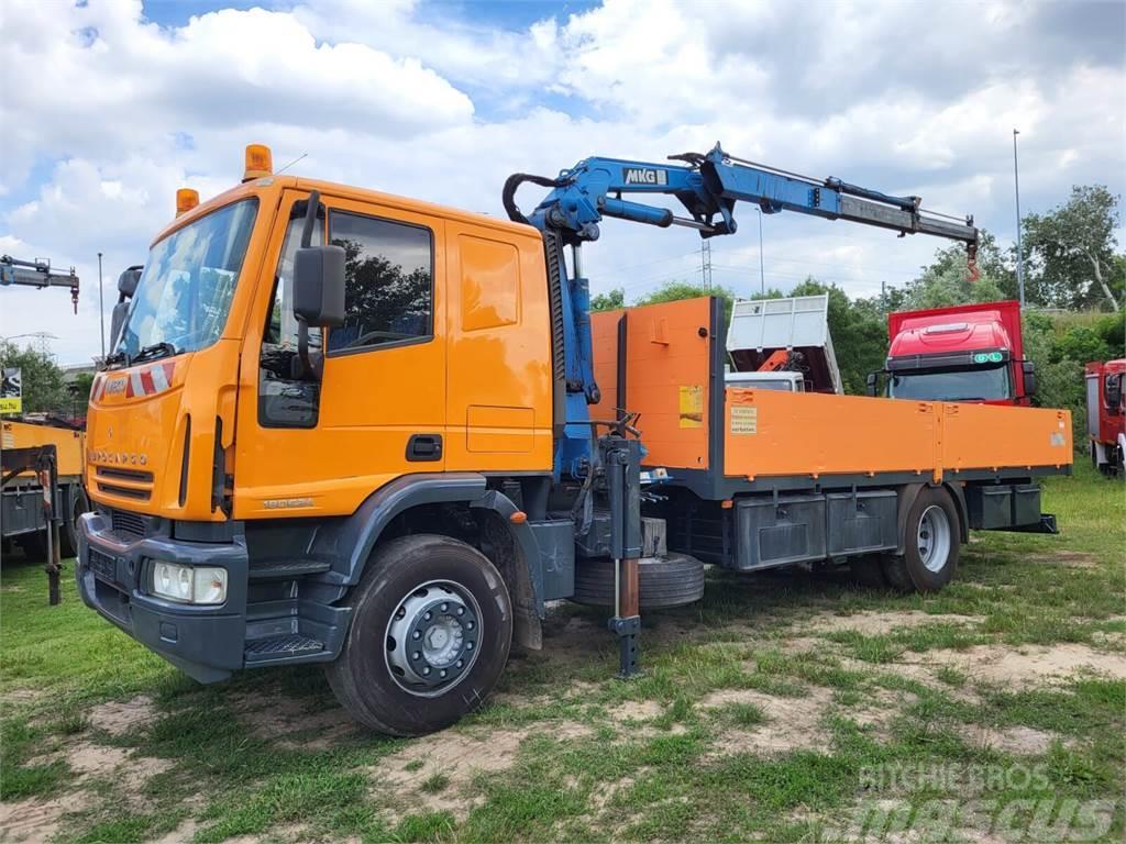 Iveco Eurocargo 180 E 24 MKG HLK 116 Crane Camiones de cama baja