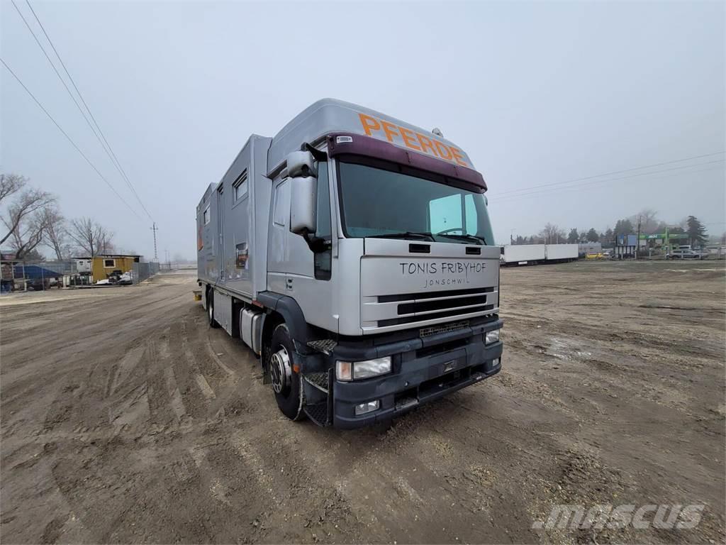 Iveco Eurocargo 190 E 38 - 4 horses transporter Camiones para transporte de animales