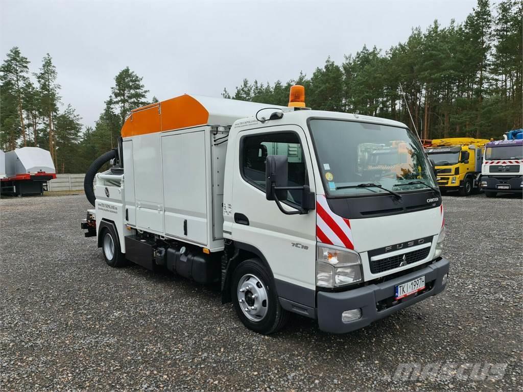 Mitsubishi CANTER	Szippantóskocsi Camiones aspiradores/combi