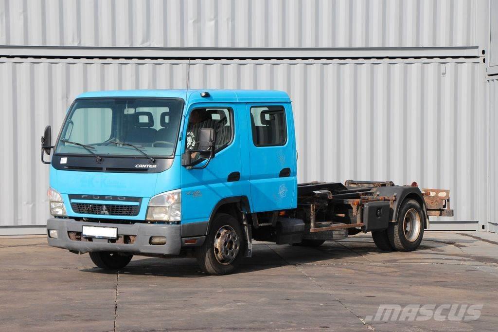 Mitsubishi Fuso CANTER 7C15 Camiones elevadores de gancho