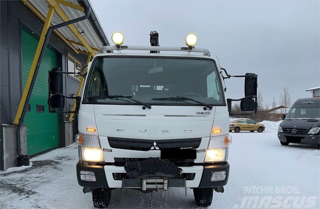 Mitsubishi Fuso Canter Camiones de cama baja