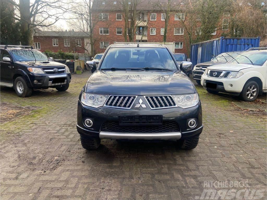 Mitsubishi L200 2.5 D 4x4 3way Tipper Bañeras basculantes usadas