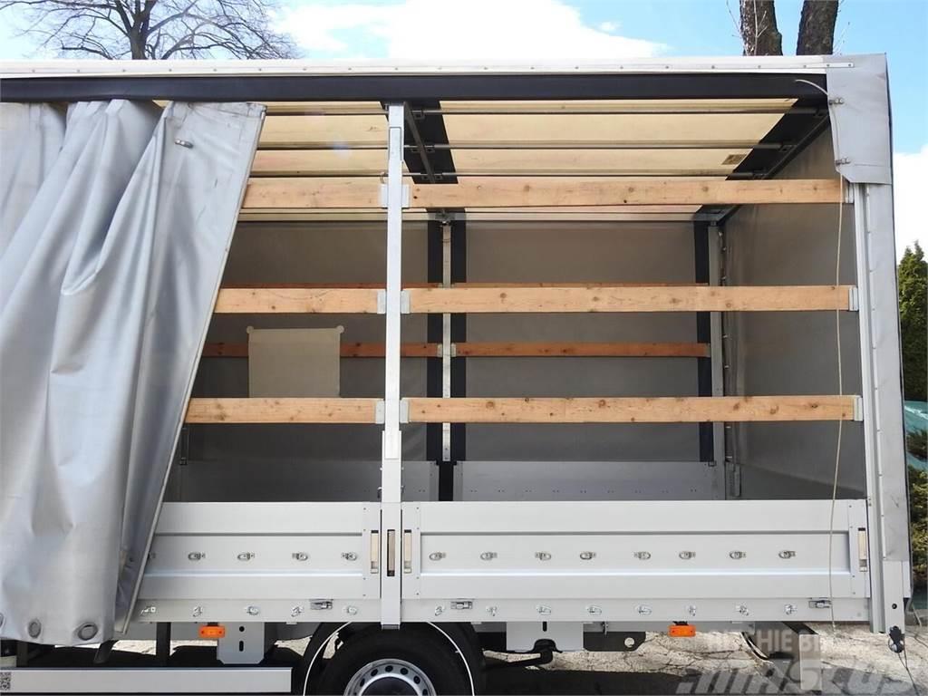 Renault MASTER PLANDEKA 10 PALET WEBASTO TEMPOMAT KLIMATYZ Camiones de cama baja