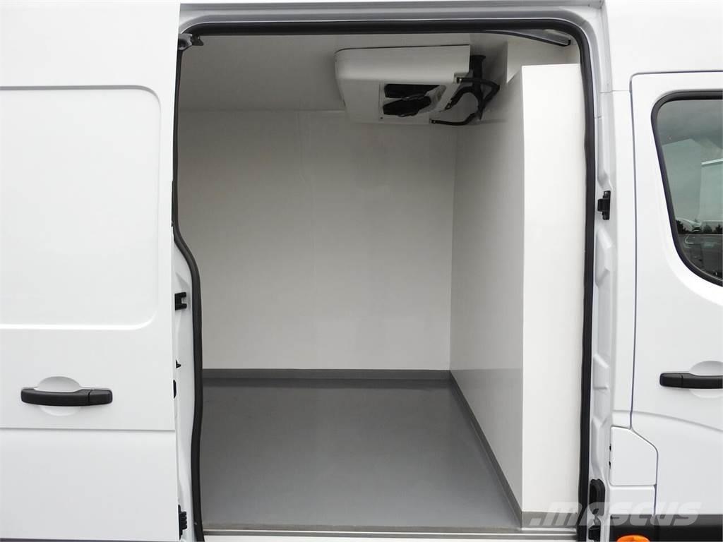 Renault MASTER FURGON CHŁODNIA 0*C TEMPOMAT KLIMATYZACJA  Vehículos de caha cerrada