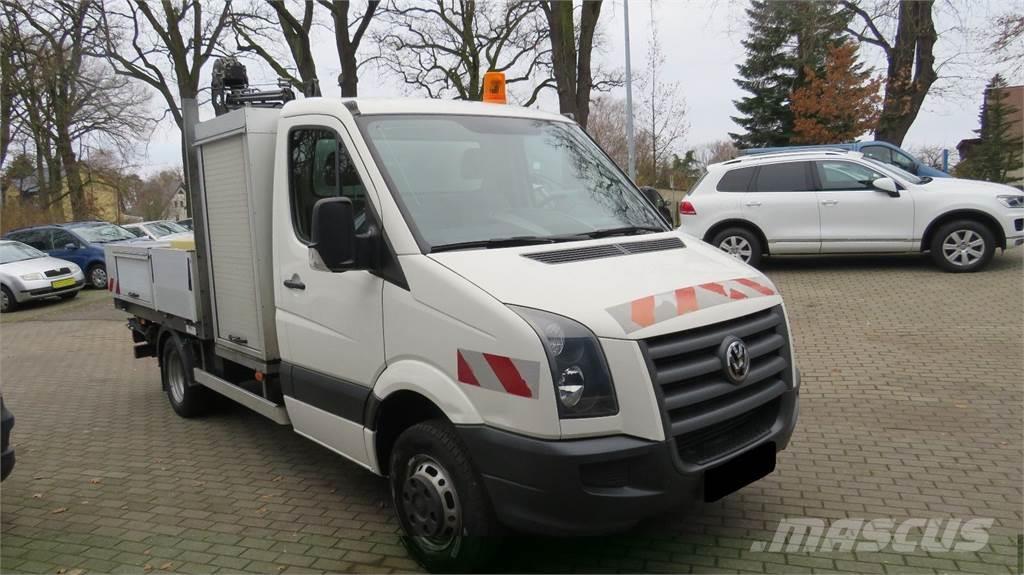 Volkswagen Crafter Flatbed + crane Hiab 026T Camiones de cama baja