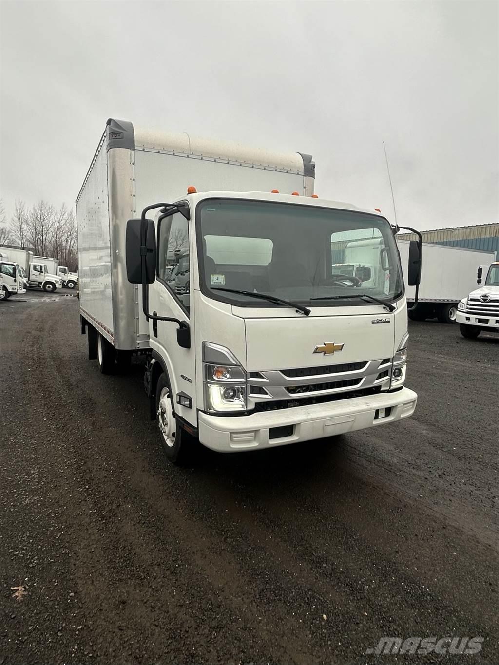 Chevrolet LCF4500 Camiones con caja de remolque