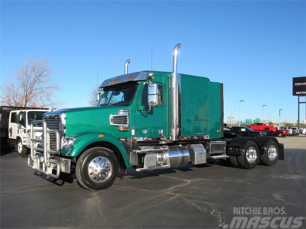 Freightliner 122SD Camiones tractor