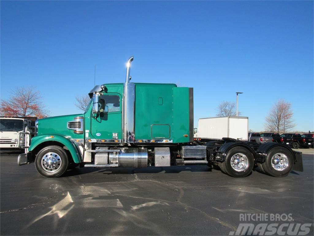 Freightliner 122SD Camiones tractor