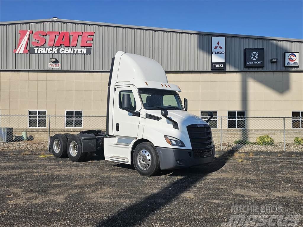 Freightliner PE116 Camiones tractor