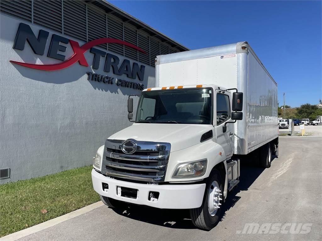 Hino 268 Camiones con caja de remolque