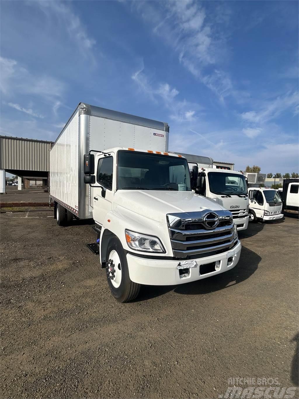 Hino L6 Camiones con caja de remolque