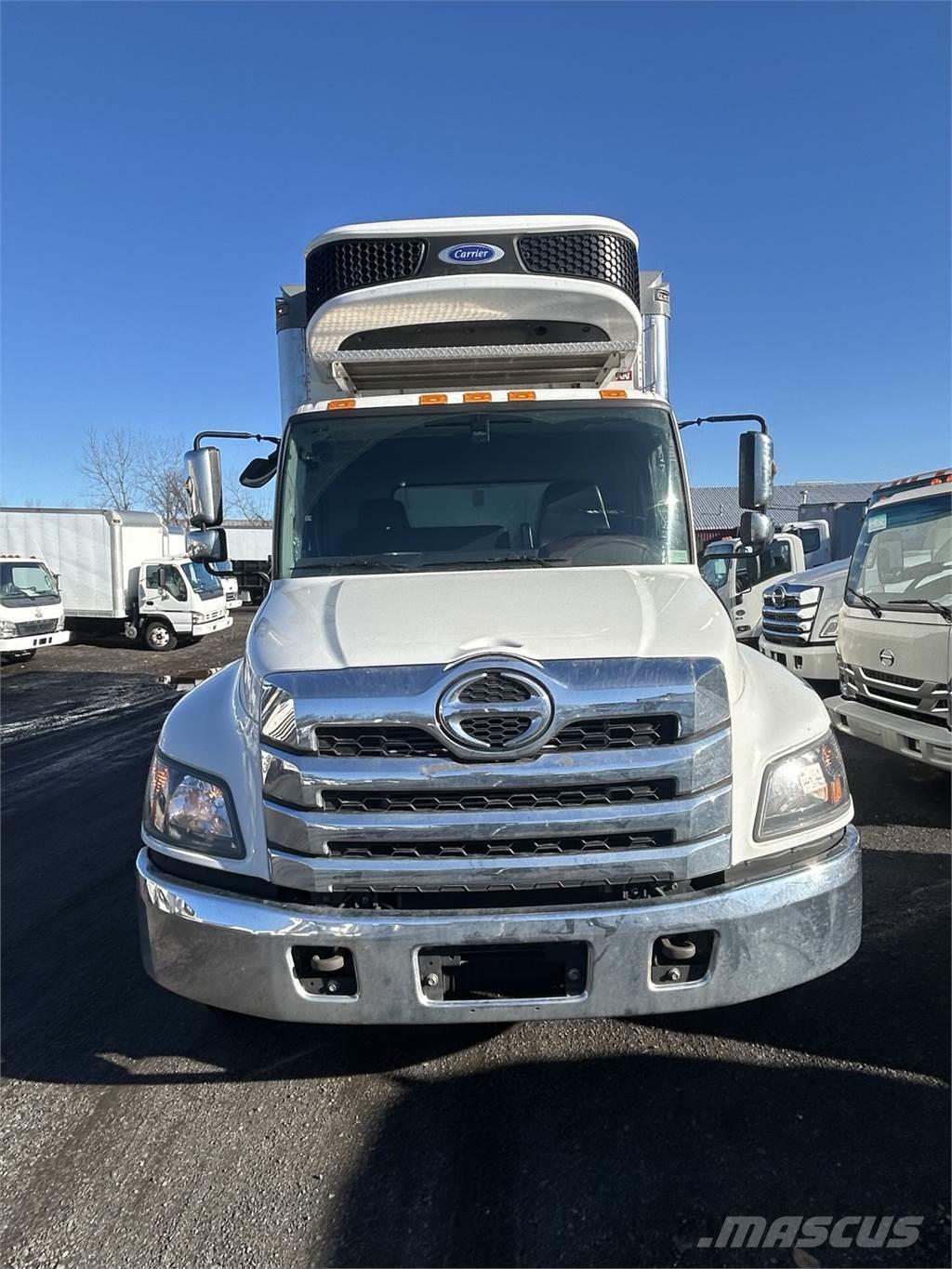 Hino L6 Camiones con caja de remolque