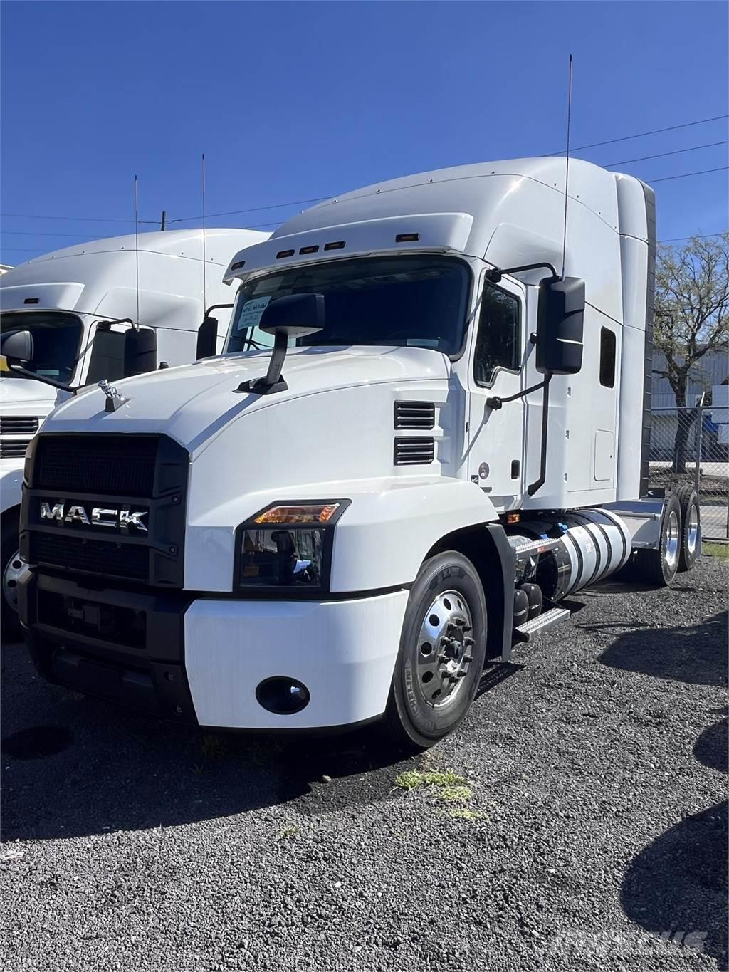 Mack AN64T Camiones tractor