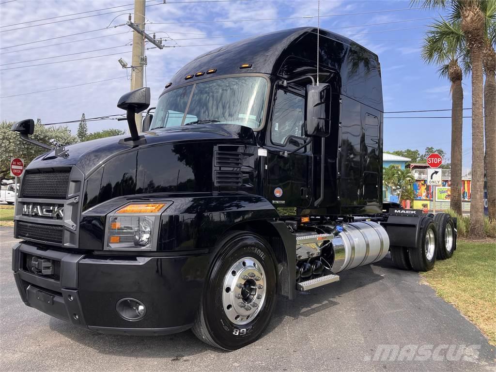 Mack AN64T Camiones tractor