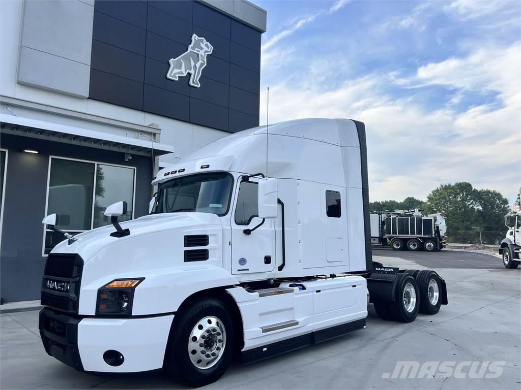 Mack AN64T Camiones tractor