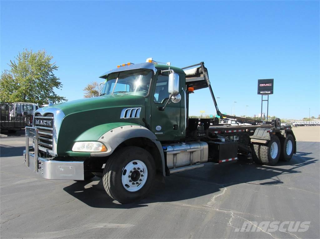 Mack GU813 Camiones elevadores de gancho