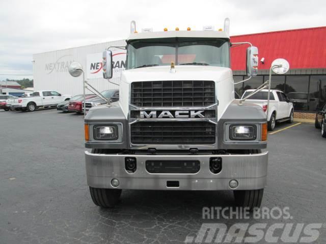 Mack PI64T Camiones tractor