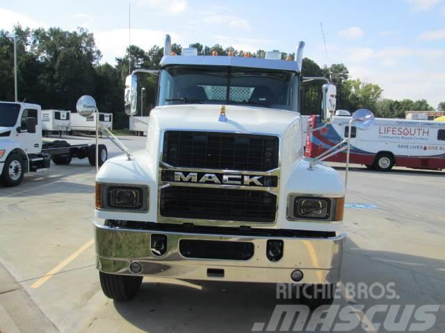 Mack PI64T Camiones tractor