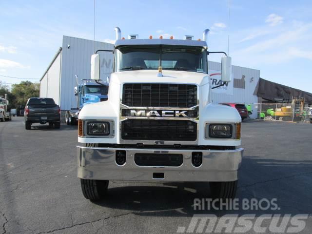 Mack PI64T Camiones tractor