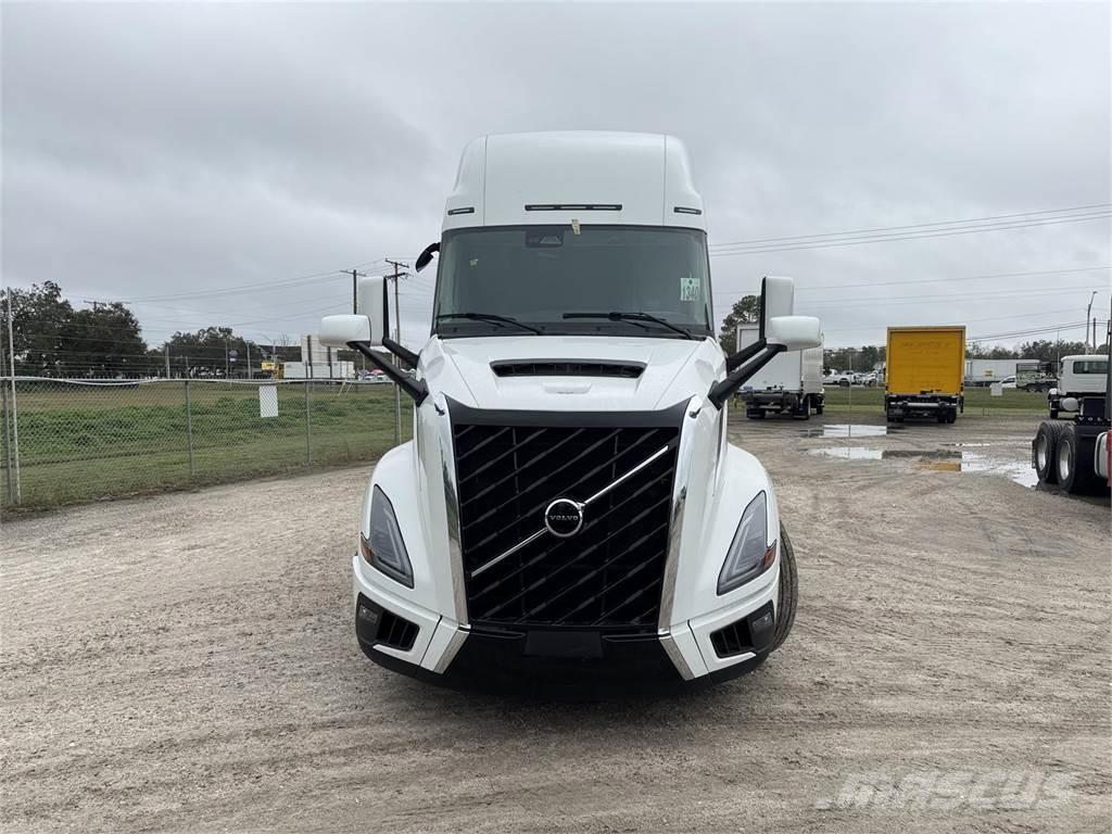 Volvo VNL64T860 Camiones tractor