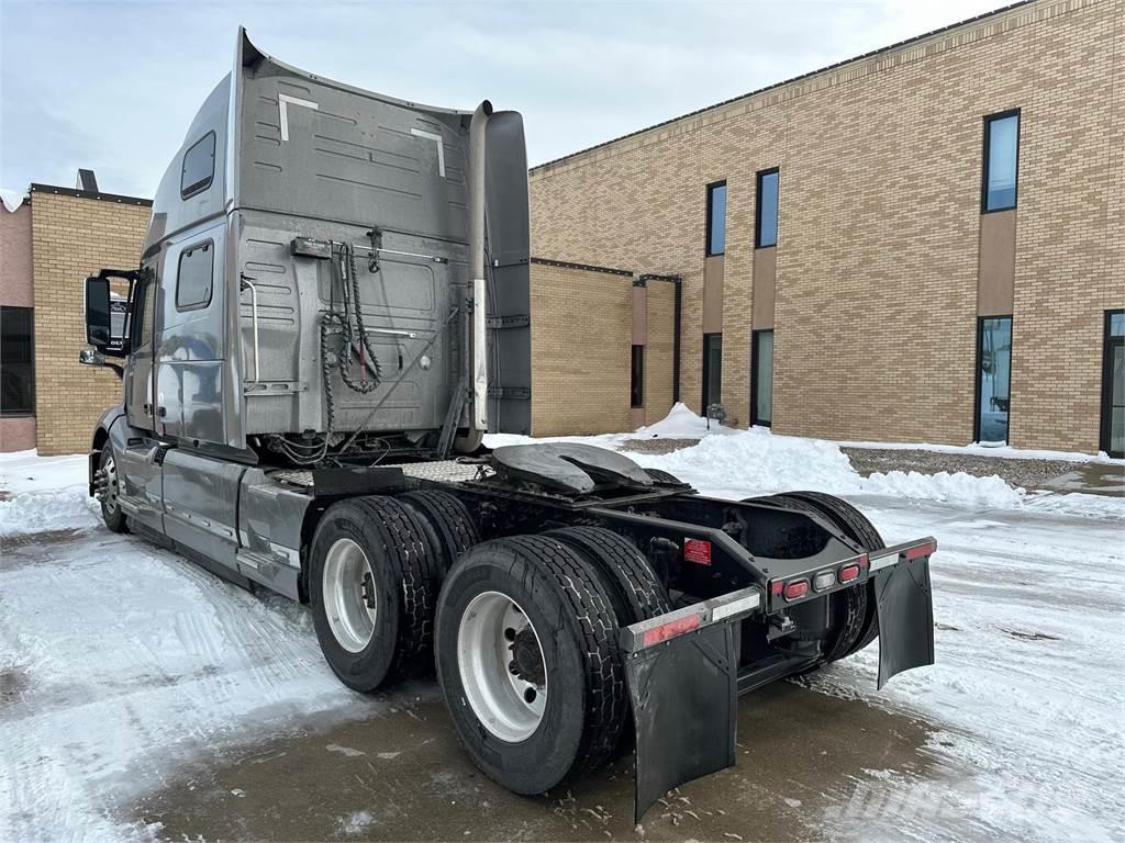 Volvo VNL860 Camiones tractor