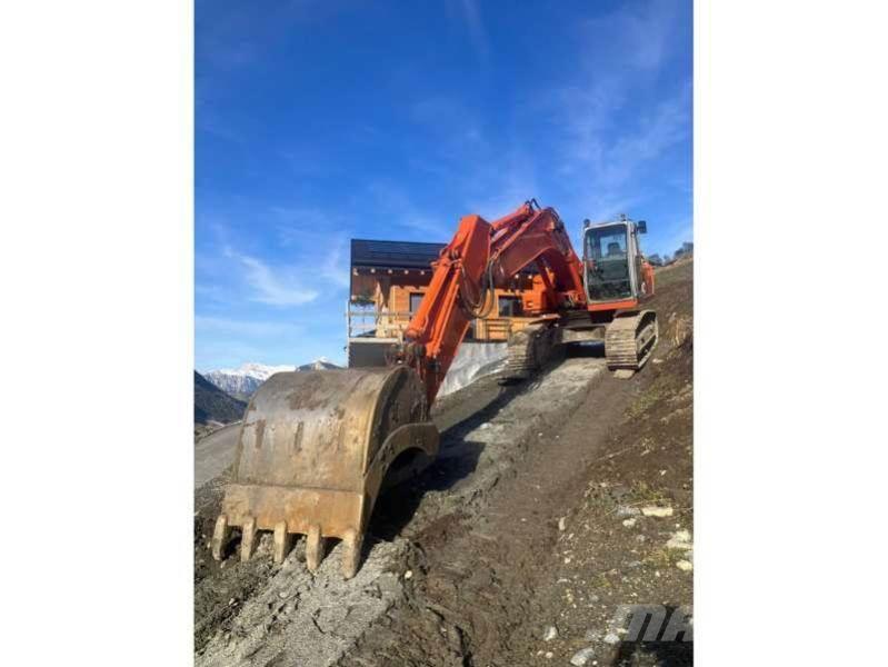 Hitachi EX235 Excavadoras sobre orugas