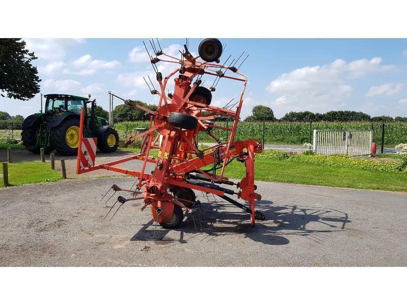 Kuhn GF7802 Rastrilladoras y rastrilladoras giratorias