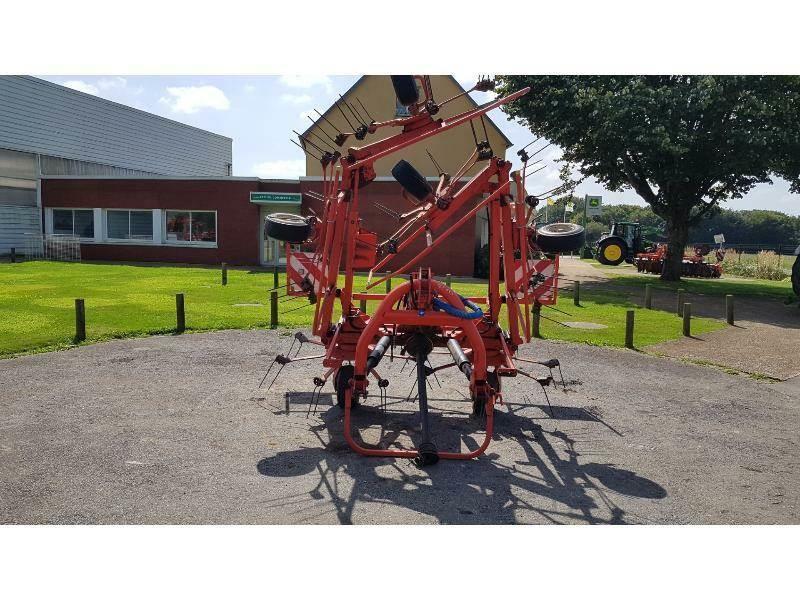 Kuhn GF7802 Rastrilladoras y rastrilladoras giratorias