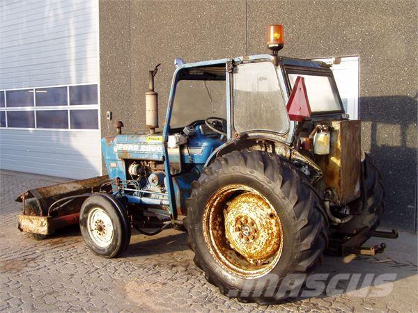 Ford 2000 Tractores