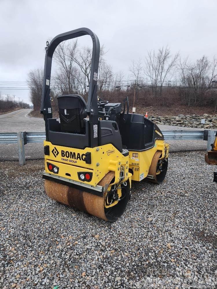 Bomag BW120AD-5 Rodillos de un solo tambor