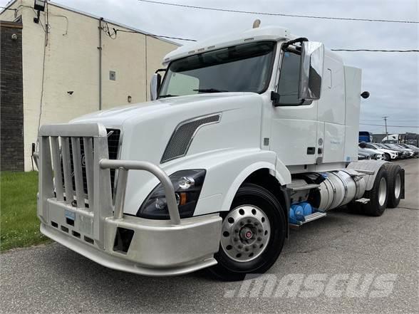 Volvo VNL64T630 Camiones tractor