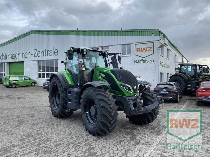 Valtra T235V Tractores