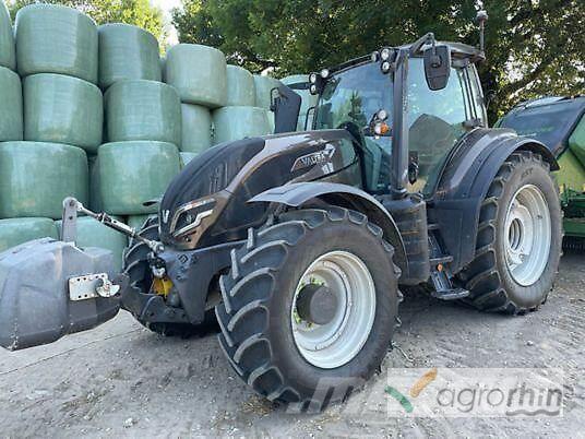 Valtra T235V Tractores