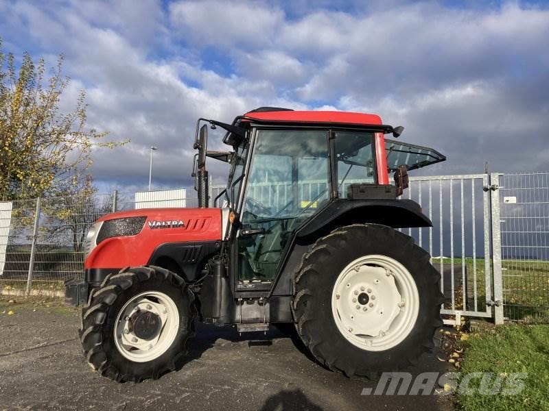 Valtra A73 Tractores