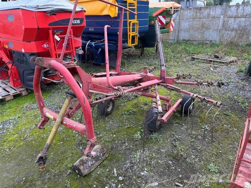 Kuhn GA300 Rastrilladoras y rastrilladoras giratorias