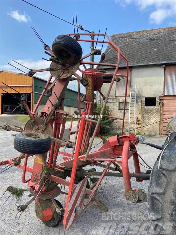 Kuhn GF6502 Rastrilladoras y rastrilladoras giratorias