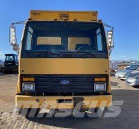 Ford CF7000 Otros camiones