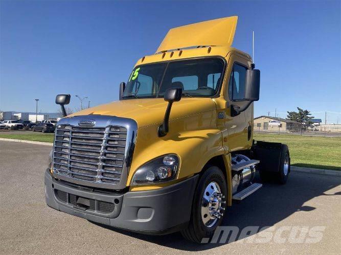 Freightliner Cascadia Otros